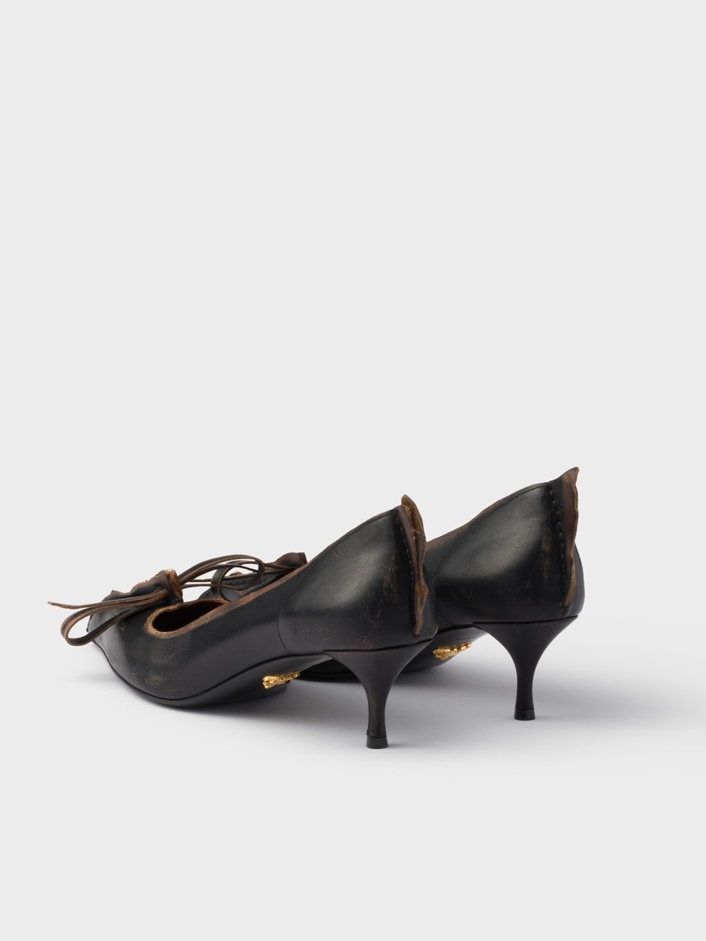 Prada FROM THE RUNWAY Antiqued leather pumps $1,590 38.5 - Picture 5 of 14